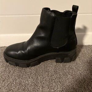 Black Chunky Boots